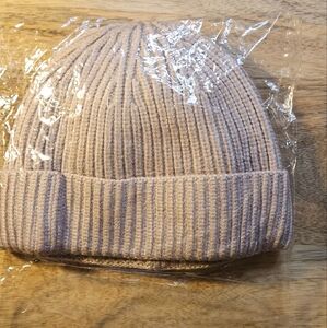 NWOT Satin lined Fisherman Winter Beanie Hat